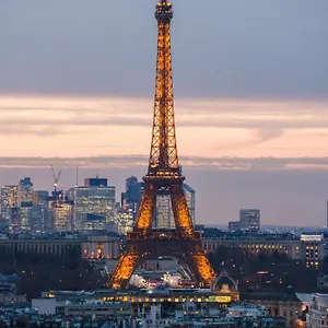  Apartment Luxury 75m2 With Eiffel Tower View, 1 Min Metro, Parking France