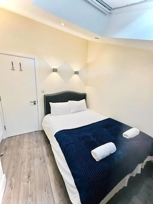 Luxurious 2 Bedroom Flat In Central London Apartment